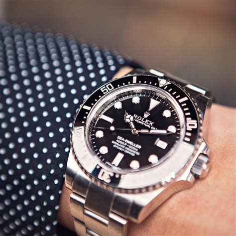 rolex seadweller 4000 review|rolex sea dweller price.